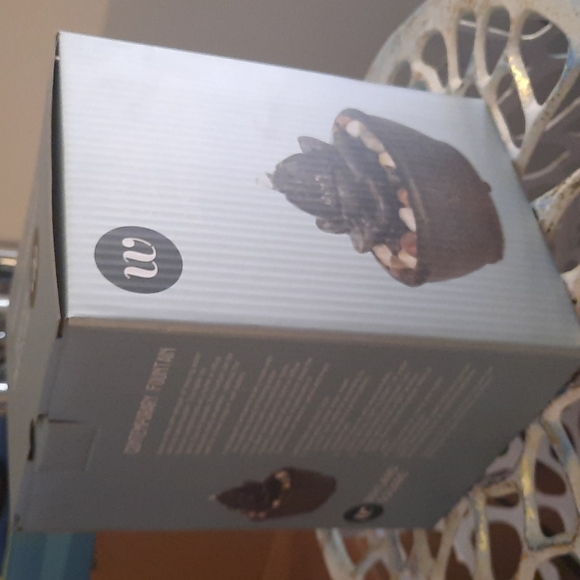 Wayland Square Little Lotus fountain NIB - Picture 4 of 6